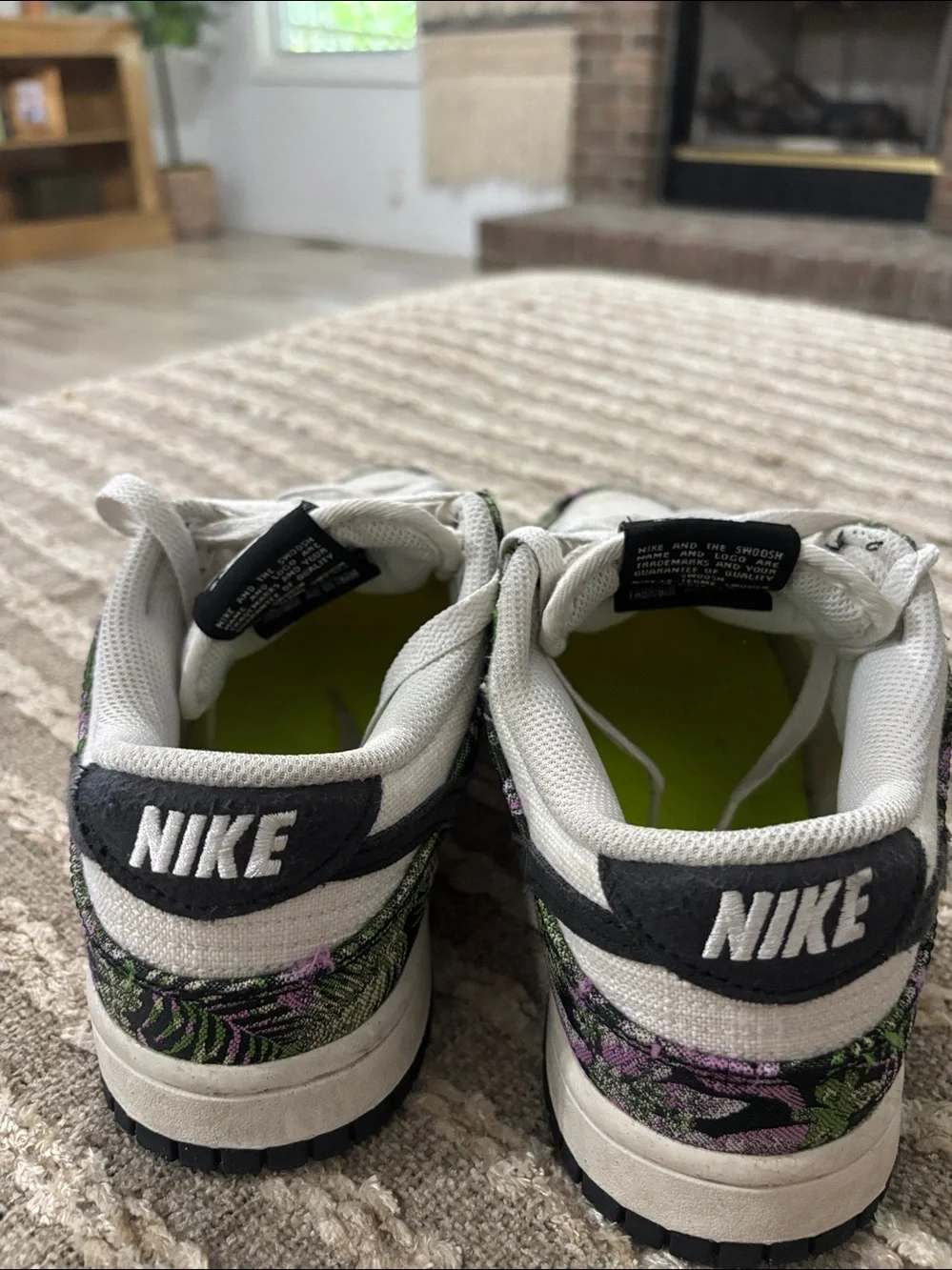 Nike Dunk Low Top Nature Floral Tapestry Sneakers FN7105 030 Women’s Size 8.5
